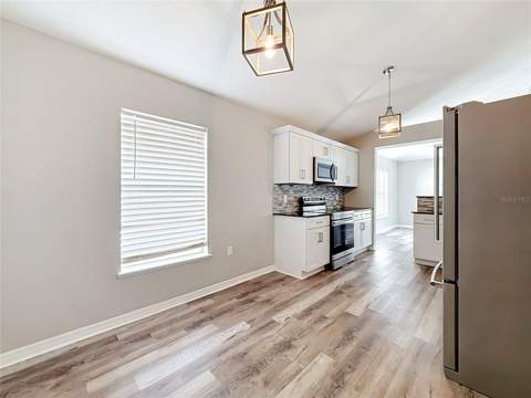 31806 Parkdale Drive, Leesburg FL - photo 14 of 44