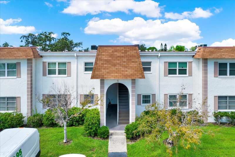 2 bedroom Condominium at 235 S McMullen Booth Road #45, Tradewinds Condo, Clearwater — photo 1