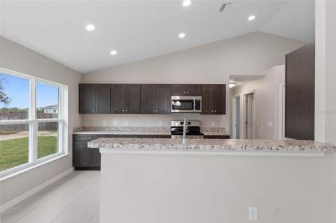 12073 Manassas Avenue, Weeki Wachee FL - photo 14 of 39