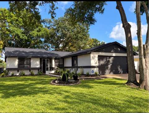 627 Timber Bay Circle, waterfront for sale in Oldsmar
