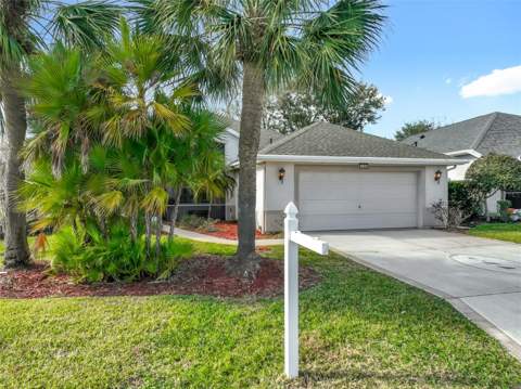 5685 Gulf Stream Street, Tavares FL - photo 7 of 78