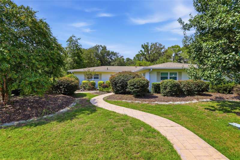 3 bedroom Single Family Residence at 2138 NW 30th Place, Leigh Estates Orman, Gainesville — photo 1
