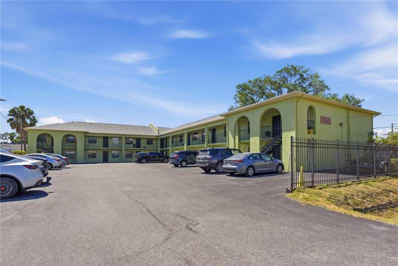 2 bedroom Condominium at 4416 N Clark Avenue #13, A D Apts A Condo, Tampa — photo 1
