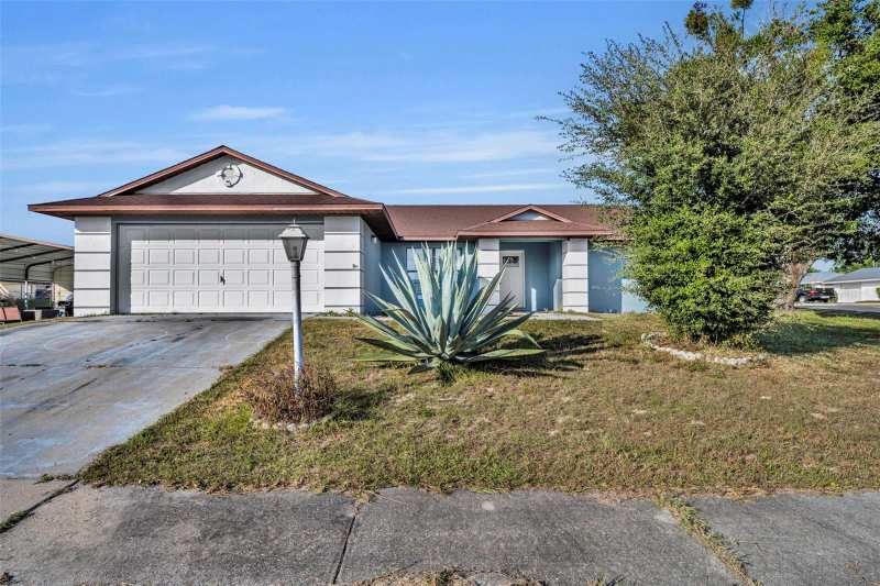 3 bedroom Single Family Residence at 15215 SW 39th Circle, Marion Oaks Un 02, Ocala — photo 1