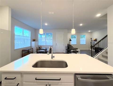 6943 Five Oaks Drive, Harmony FL - photo 8 of 17