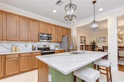 6810 Muncaster Court, Tampa FL - photo 20 of 84