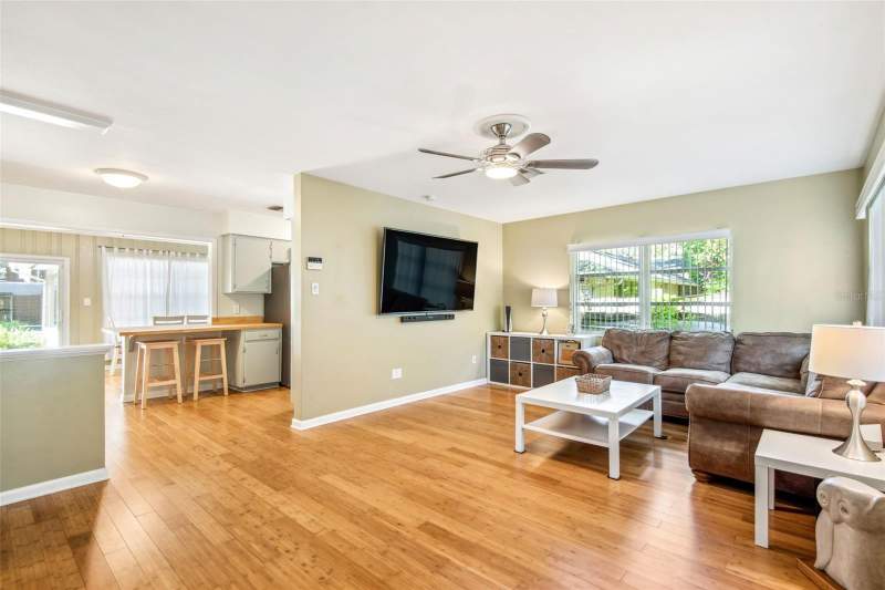 2 bedroom Single Family Residence at 422 W Louisiana Avenue, Sunshine Park Rev Map, Tampa — photo 5