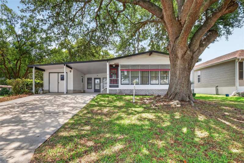 2 bedroom Manufactured Home at 1625 Hilton Head Boulevard, Lady Lake Orange Blossom Gardens Unit 09, Lady Lake — photo 1