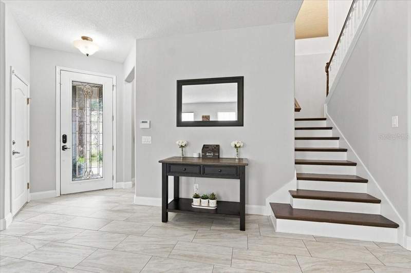 3 bedroom Single Family Residence at 10908 Subtle Trail Drive, South Fork Unit 3, Riverview — photo 3