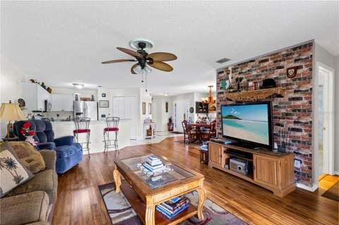 1076 Universal Rest Place, Kissimmee FL - photo 10 of 24