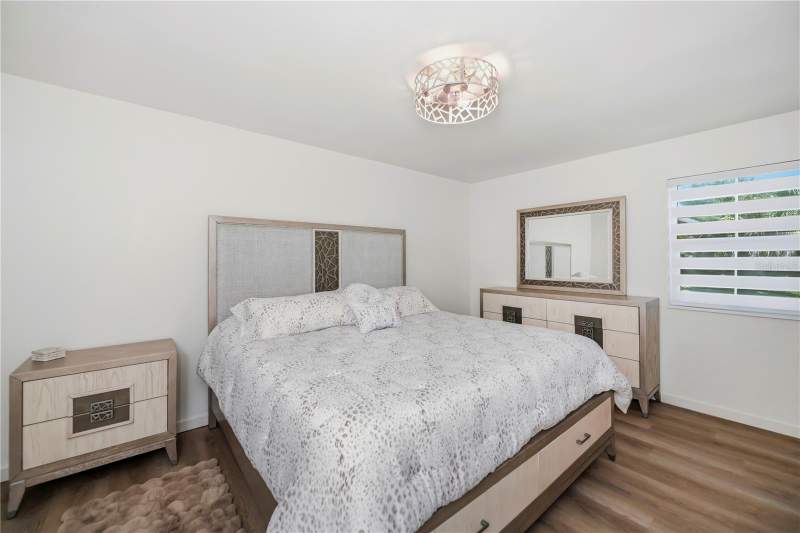 2 bedroom Single Family Residence at 3404 Lake View Boulevard, Port Charlotte Sec 010, Port Charlotte — photo 4