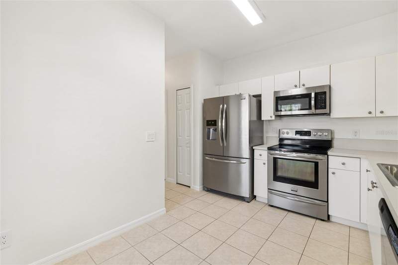 3 bedroom Townhouse at 10925 Winter Crest Drive, Rivercrest Townhomes West Phase 1, Riverview — photo 5