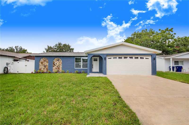 3 bedroom Single Family Residence at 3104 Ash Court, Winchester Park, Dunedin — photo 1