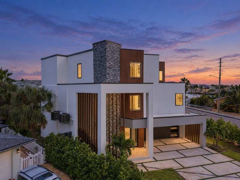 5 bedroom Single Family Residence at 7176 S Shore Drive, Pasadena Isle, South Pasadena — photo 1