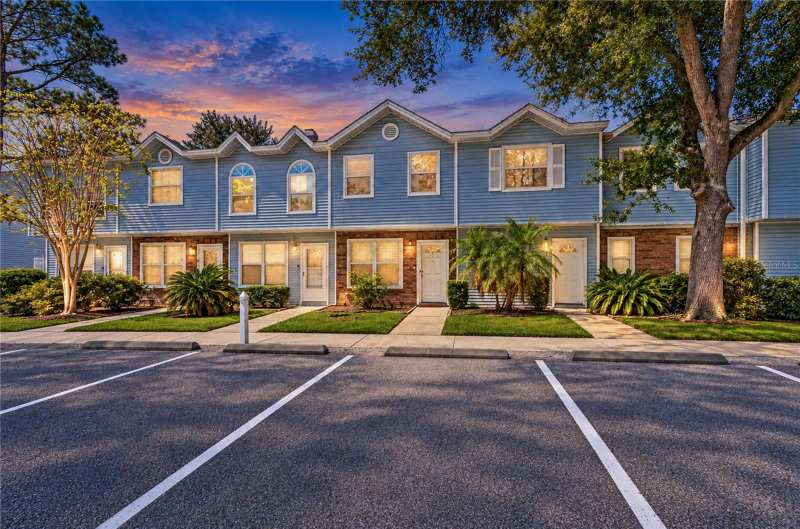 3 bedroom Townhouse at 8622 Cobbler Place, Copperfield Townhomes, Tampa — photo 1