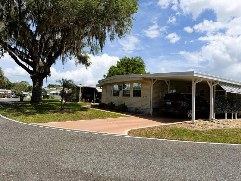 2 bedroom Mobile Home at 121 Azalea Trail, Hawthorne At Leesburg A Coop, Leesburg — photo 3