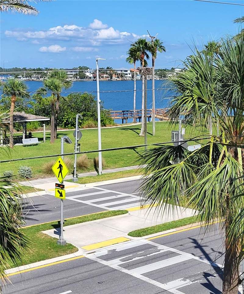 1 bedroom Condominium at 17960 Gulf Boulevard #101, Sunset Reef, Redington Shores — photo 5