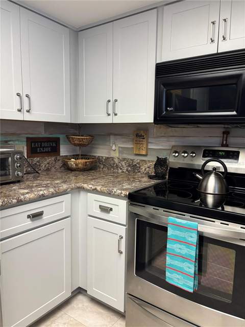 2210 Utopian Drive #214, Clearwater FL - photo 6 of 6