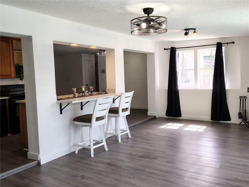 4 bedroom Single Family Residence at 415 E Beresford Avenue, Golfview Heights, Deland — photo 5