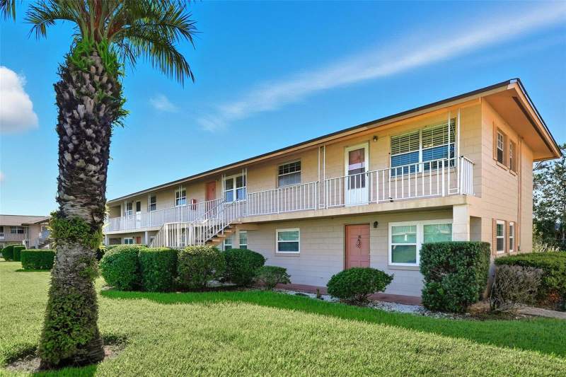 Tavares Lakeview Condo