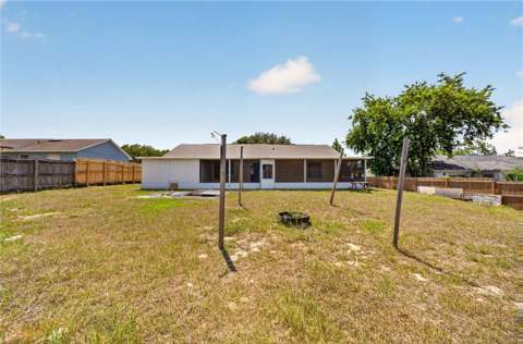 10810 Crescendo Loop, Clermont FL - photo 8 of 16