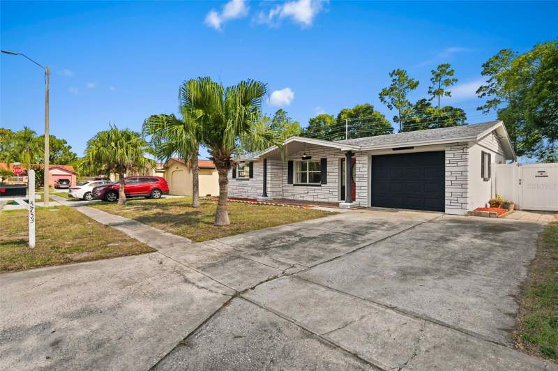 3 bedroom Single Family Residence at 5753 1st Avenue, Holiday Garden Estates, New Port Richey — photo 3