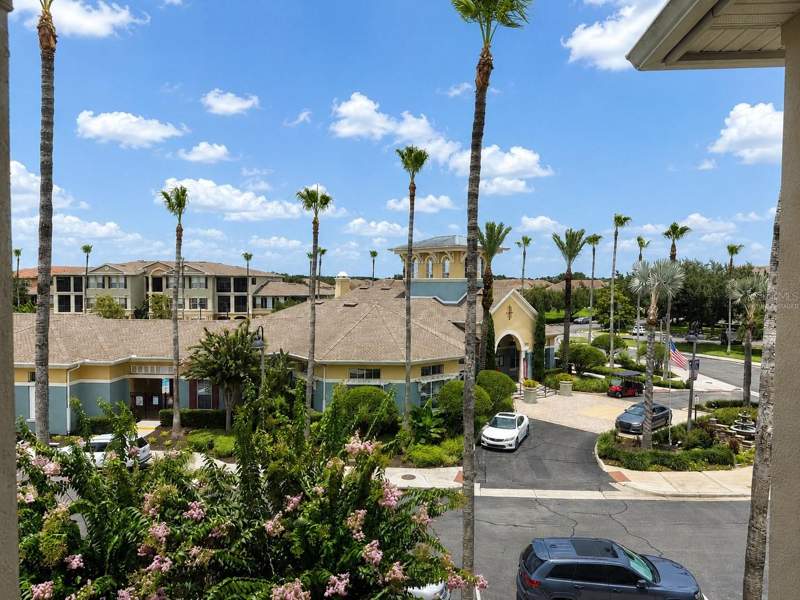 3 bedroom Condominium at 8168 Boat Hook Loop #724, Lakeside/Lks/Windermere, Windermere — photo 2