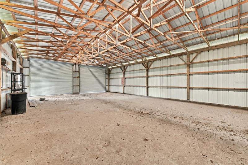2 bedroom Single Family Residence at 5906 Watson Road, Riverview, Riverview — photo 5