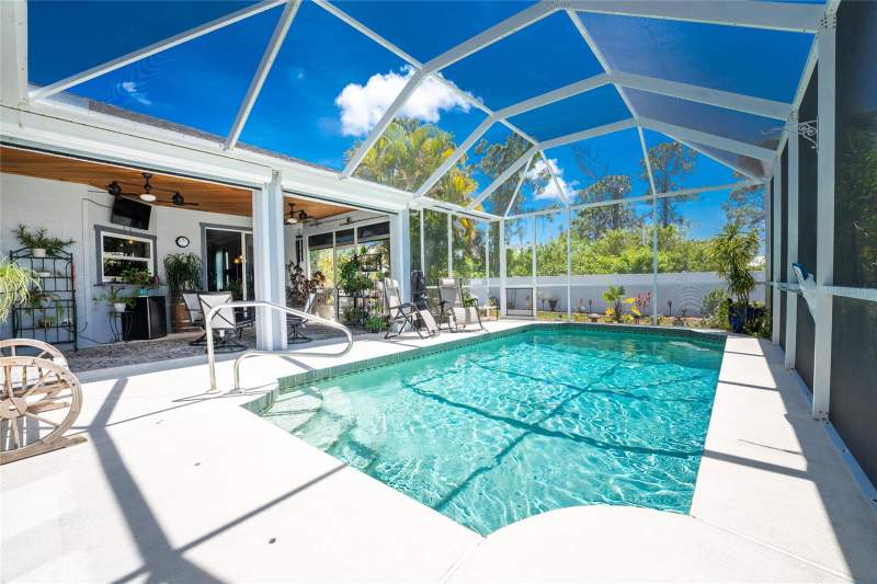 4 bedroom Single Family Residence at 15105 Aldama Circle, Port Charlotte Sec 082, Port Charlotte — photo 3