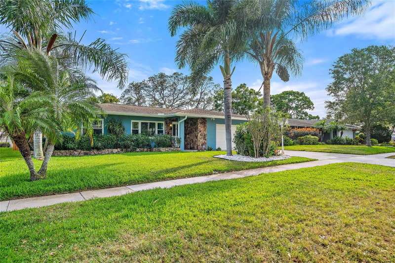 3 bedroom Single Family Residence at 1655 Leisure Drive, Woodridge, Clearwater — photo 1