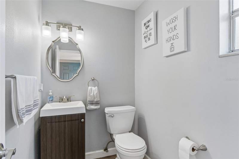 3 bedroom Townhouse at 7324 Stone Haven Court, Townhouses At Bonnie Bay Condo, Pinellas Park — photo 4