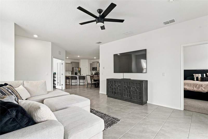 3 bedroom Villa at 8514 Bold Cypress Lane, Towns/Woodsdale Ph 1, Wesley Chapel — photo 4