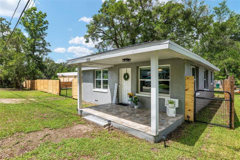 2 bedroom Single Family Residence at 15014 NW 135th Terrace, Downing-Alachua, Alachua — photo 2