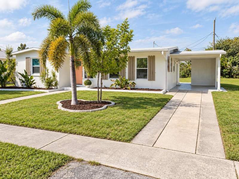 2 bedroom Single Family Residence at 21132 McGuire Avenue, Port Charlotte Sec 045, Port Charlotte — photo 3