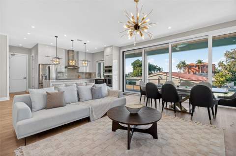 301 79th Street, St Petersburg FL - photo 14 of 59