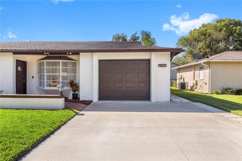 3 bedroom Single Family Residence at 6432 Meadowbrook Lane, Meadows, New Port Richey — photo 4