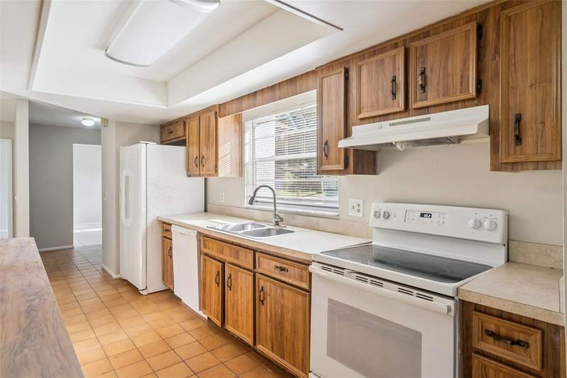 3 bedroom Single Family Residence at 1830 Gladiolas Drive, Garden Lake Estates Unit 1, Winter Park — photo 5