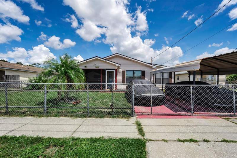 3 bedroom Single Family Residence at 7526 Carolton Circle, Faith Park, Tampa — photo 5