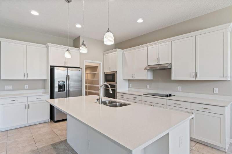 4 bedroom Single Family Residence at 5317 Jubiloso Drive, Sola Vista, St Cloud — photo 4