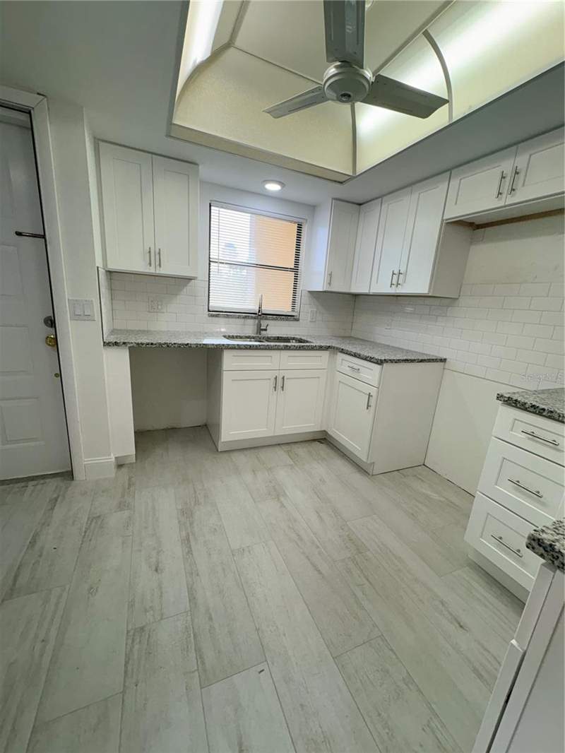 2 bedroom Condominium at 16340 Dublin Circle #101, Casa Bella Condo Ph 01-07, Fort Myers — photo 5
