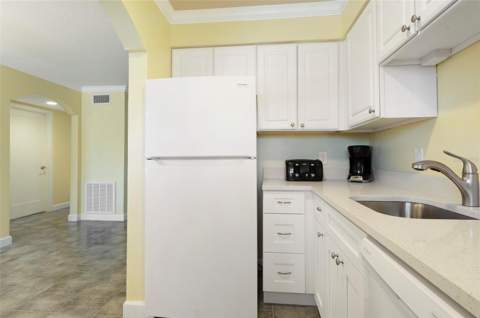 19417 Gulf Boulevard #E109, Indian Rocks Beach FL - photo 10 of 40