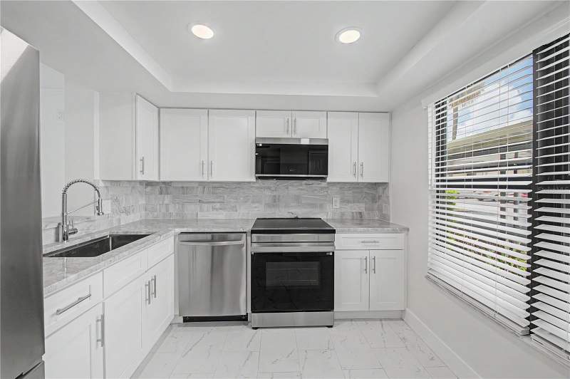 2 bedroom Condominium at 2618 Cove Cay Drive #109, Cove Cay 26-18 Village I, Clearwater — photo 4