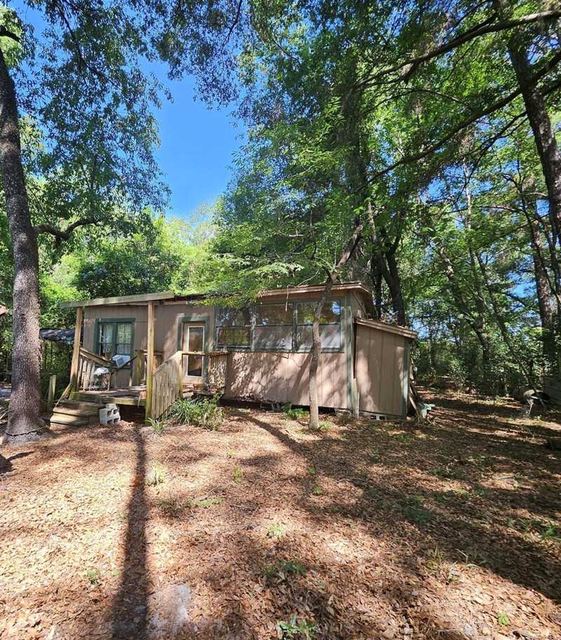 2 bedroom Single Family Residence at 9820 SW Archer Road, Gainesville, Gainesville — photo 1