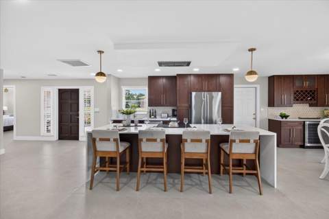 10100 Paradise Boulevard, Treasure Island FL - photo 6 of 48
