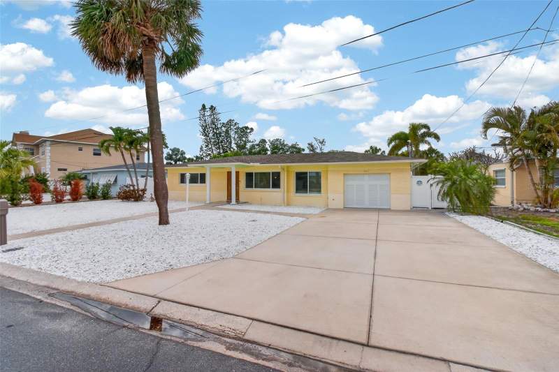 2 bedroom Single Family Residence at 517 39th Avenue, Belle Vista Point 1st Add, St Pete Beach — photo 4
