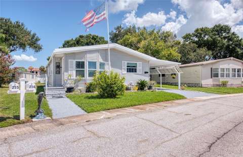 214 Dolphin Drive, golf community for sale in Oldsmar