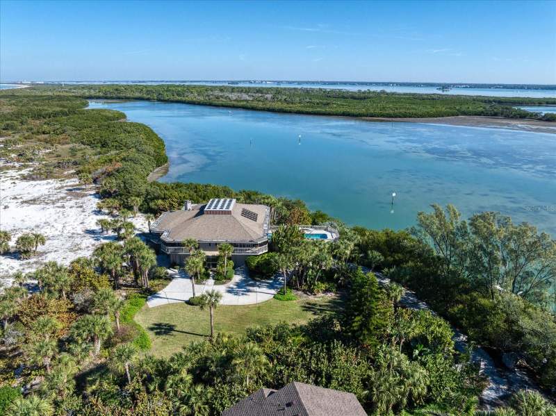 3 bedroom Single Family Residence at 1198 MANDALAY POINT, MANDALAY POINT SUB 1ST ADD, CLEARWATER — photo 4