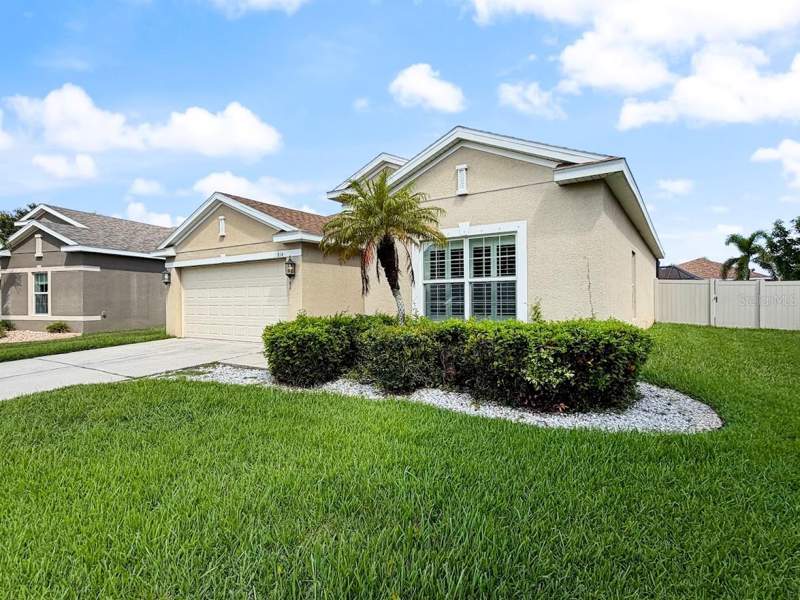 3 bedroom Single Family Residence at 814 Parker Den Drive, Bahia Lakes Ph 2, Ruskin — photo 2