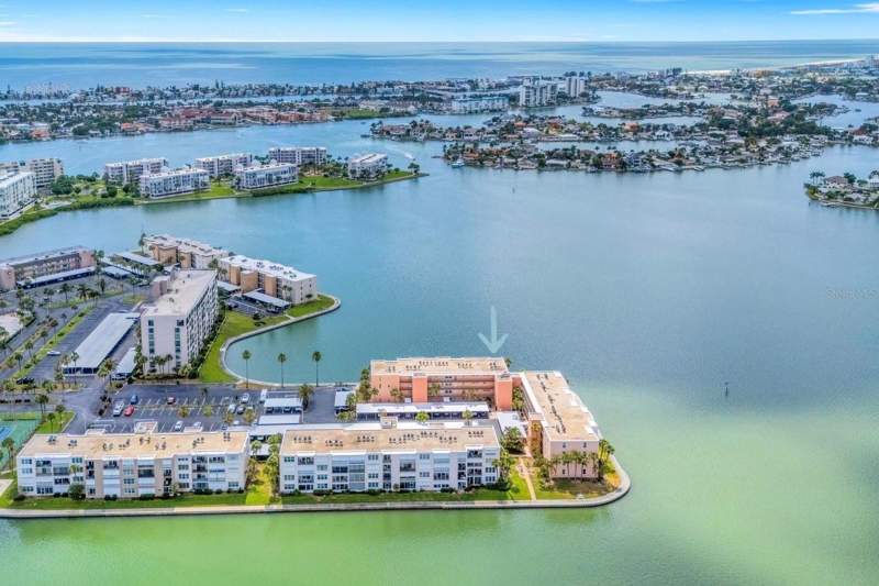 Bay Island GroupHomes for Sale in South Pasadena, FL
