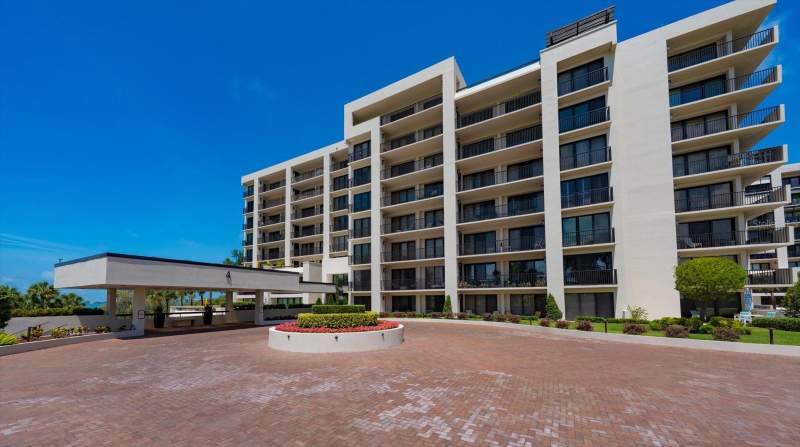 2 bedroom Condominium at 4 BELLEVIEW BOULEVARD #503, BELLEVIEW BILTMORE VILLAS S GARDEN 4, BELLEAIR — photo 2